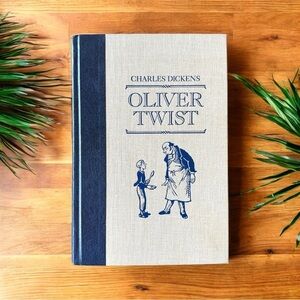 Oliver Twist by Charles Dickens – Reader’s Digest Hardcover – Illustrated
